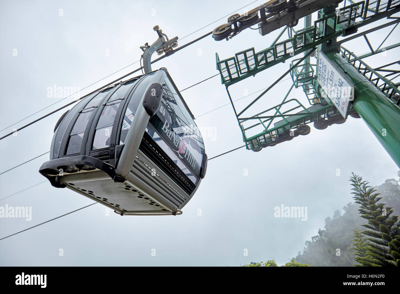 Ba-Na-Seilbahn. Ba Na Hills Mountain Resort, Da Nang, Vietnam. Stockfoto