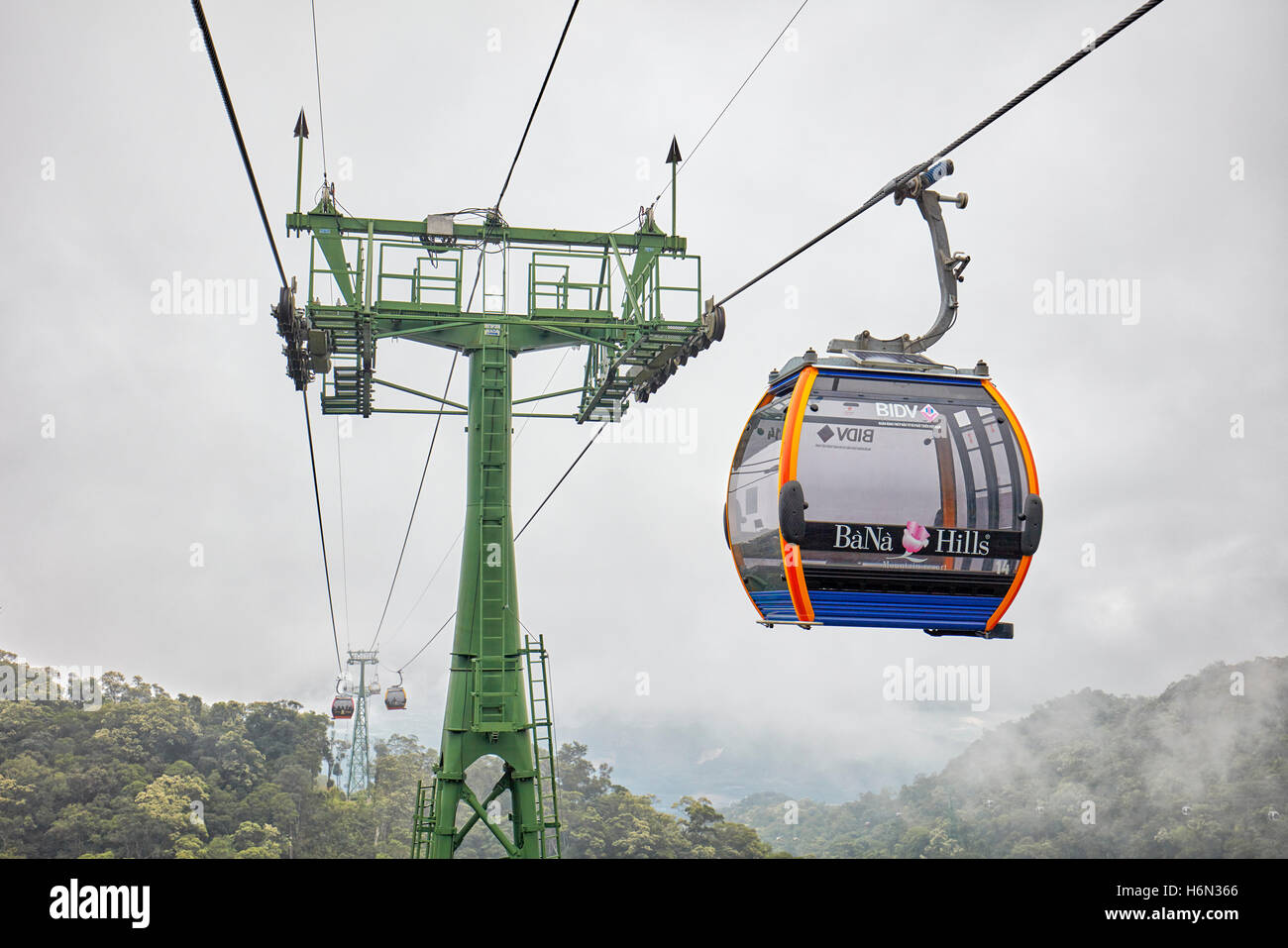 Ba-Na-Seilbahn. Ba Na Hills Mountain Resort, Da Nang, Vietnam. Stockfoto