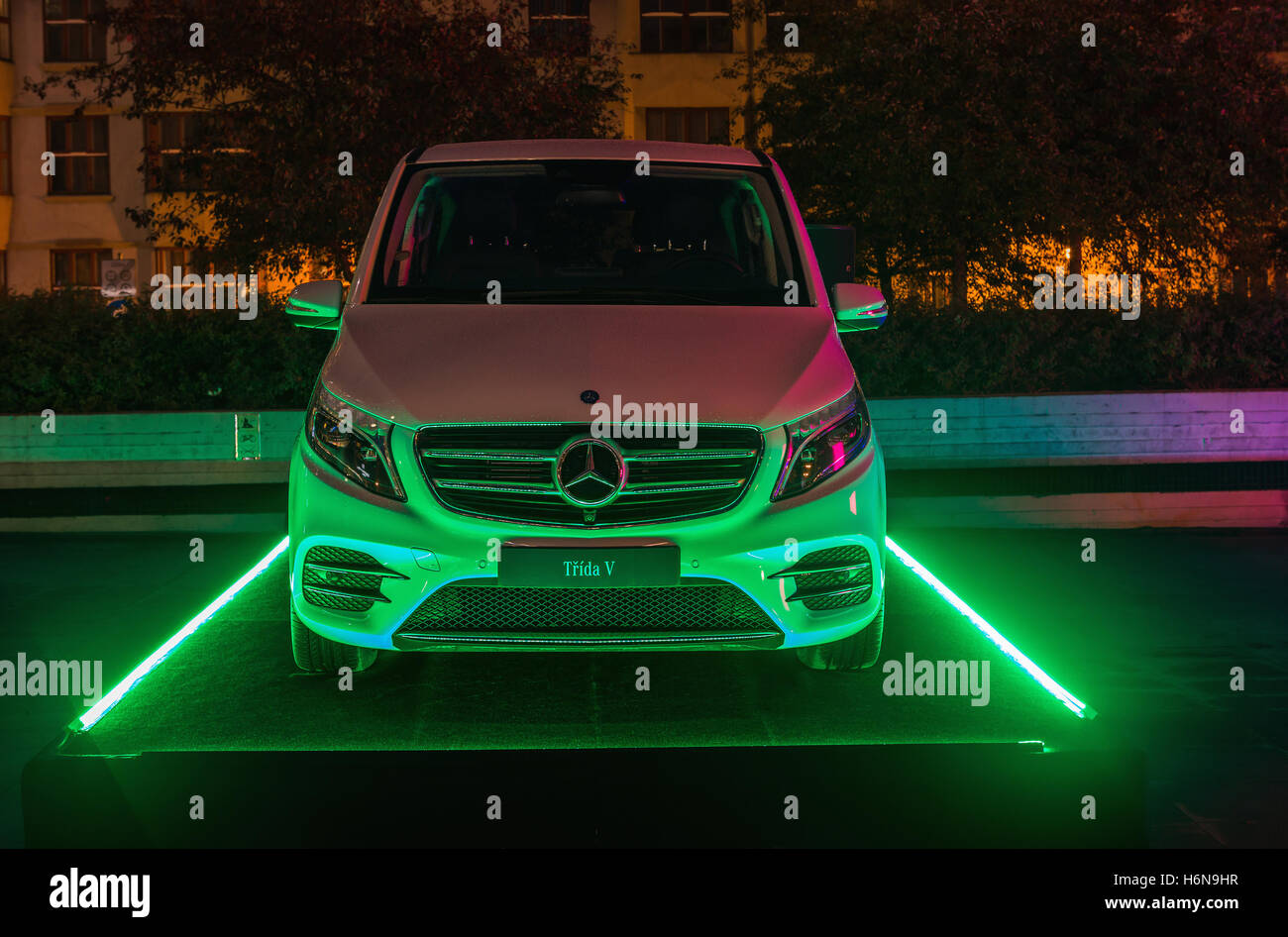 Prag, Tschechien - 13. Oktober 2016: Mercedes-Benz V-Klasse-2016 Stockfoto