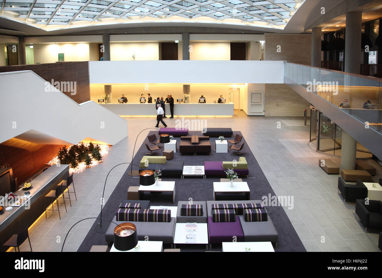 Eingang-Lobby und Lounge-Bereich im Mint Hotel, City of London, ein neues, stilvolles Hotel im Herzen von London Stockfoto