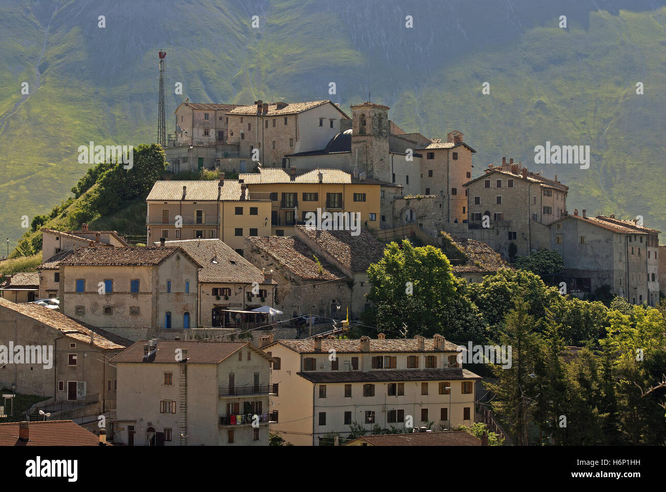 Dorf von Castelluccio Di Norcia (vor dem Erdbeben 2016), Sibillini Mountains National Park, Umbrien, Italien Stockfoto