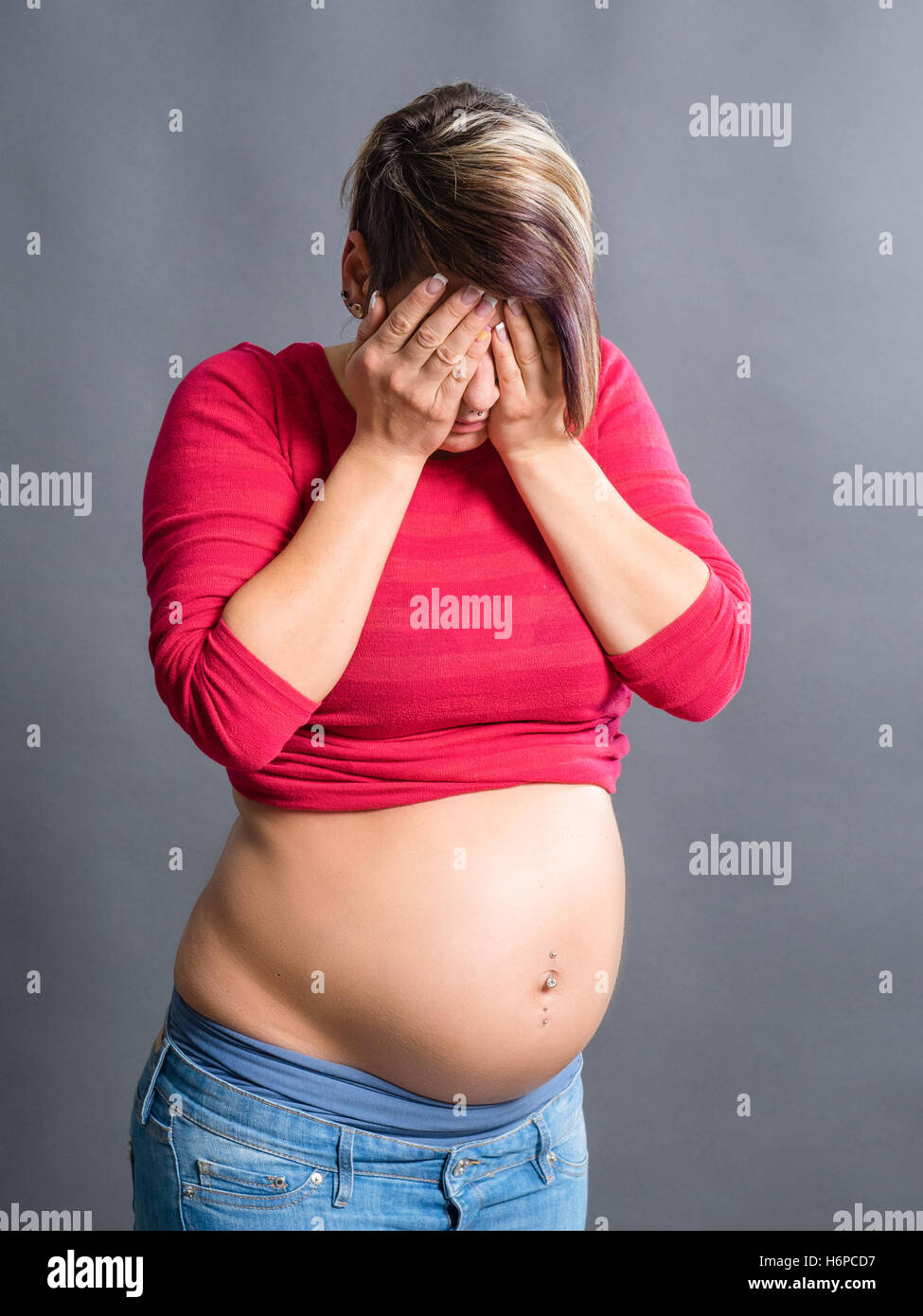 Stress bei der schwangeren Frau. Stockfoto