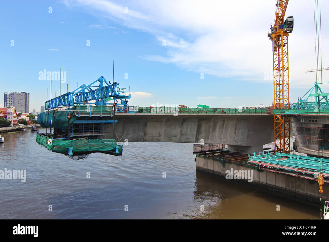 Brückenbau, überqueren den Fluss Chao Phraya in Bangkok, Thailand Stockfoto