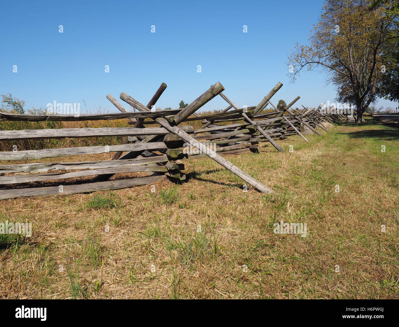 Einfaches holz Fotos und Bildmaterial in hoher Auflösung Alamy