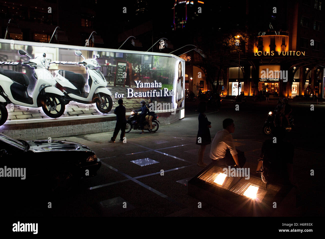 Honda Roller Plakatwerbung in zentralen Ho Chi Minh Stadt, ehemals Saigon, Vietnam Stockfoto