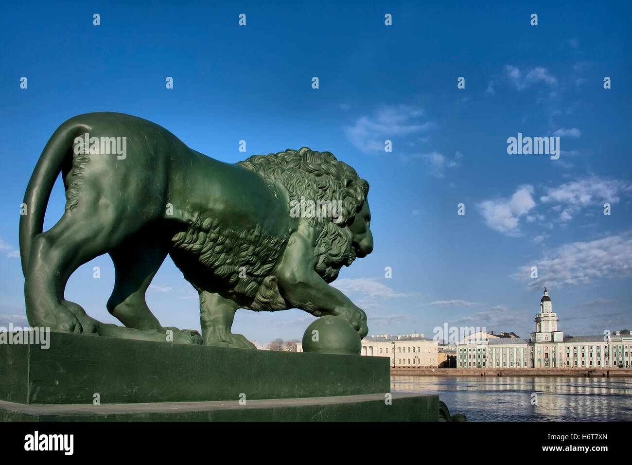 blau, Denkmal, Kultur, berühmte, Stein, Marine, Statue, Löwe, Katze, Raubkatze, Stockfoto