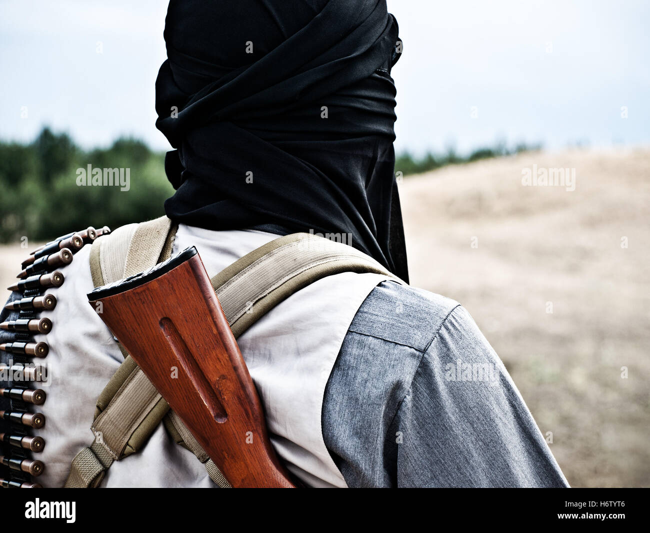 Religion Konflikt Armee Libyen Krieg Soldat Syrien Gewehr Arm Waffe Islam islamische militärische Krieger muslimischen Pistole Waffe feindliche Rebellen Stockfoto