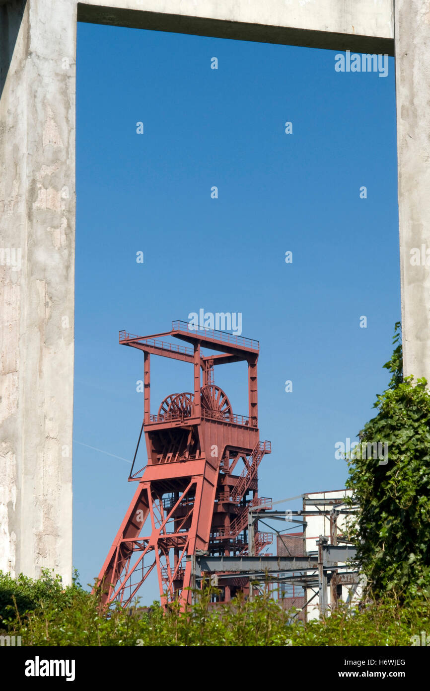 Fördergerüst der ehemaligen Zeche Nordstern mine in den Nordsternpark, Route der Industriekultur-Route der Industriekultur Stockfoto