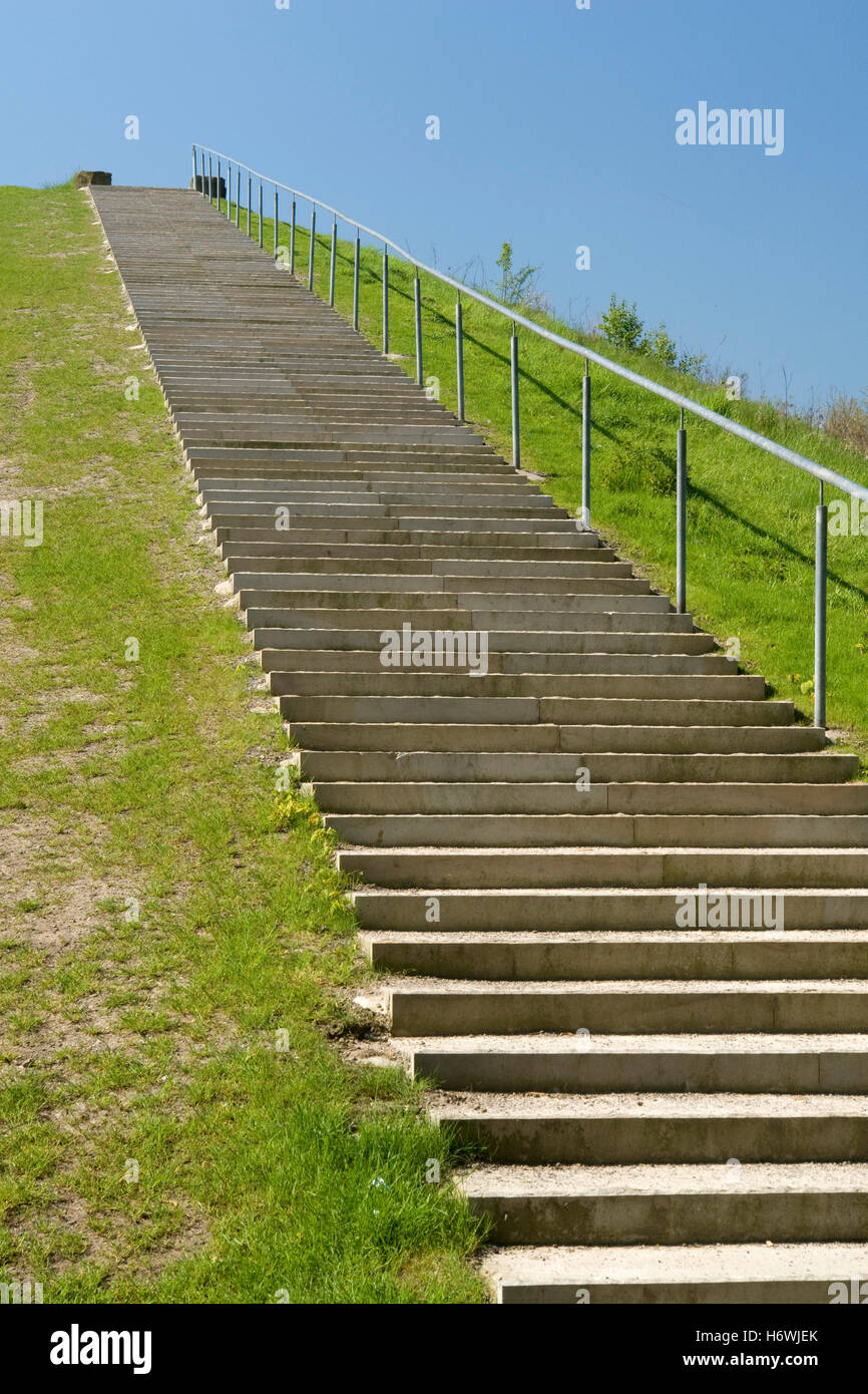 Treppe zum Aussichtspunkt in den Nordsternpark, Route der Industriekultur-Route der Industriekultur, Gelsenkirchen Stockfoto