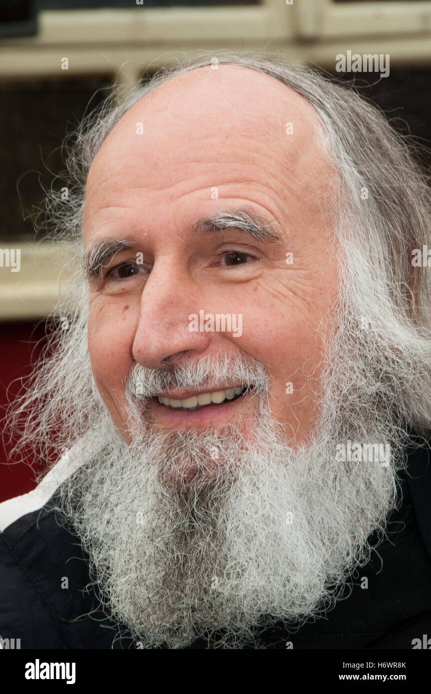 Anselm Grün, verlassen das Zelt Lesung auf der Frankfurter Buchmesse 2009 Stockfoto