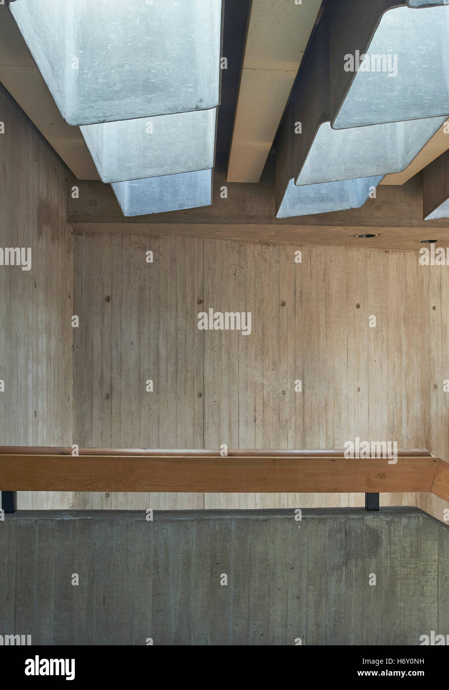 Concrete Ceiling Stockfotos Concrete Ceiling Bilder