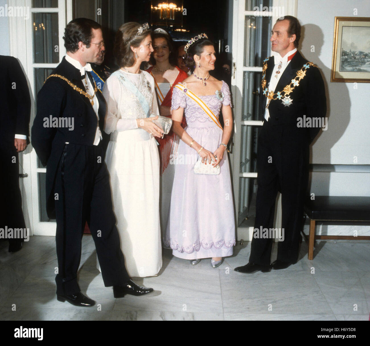 Schwedische Königspaar zusammen mit der spanische König Juan Carlos und Königin Sophia am offiziellen staatlichen Besuch in Spanien 1983 Stockfoto