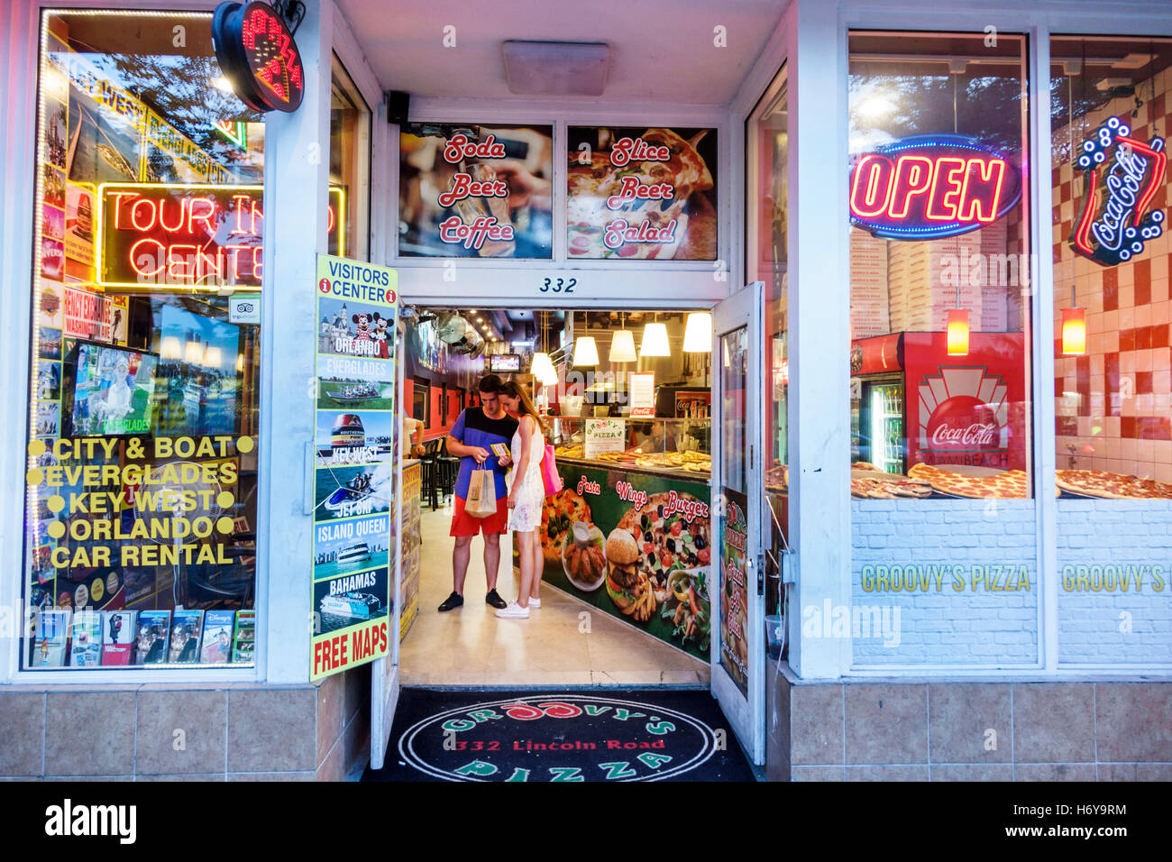 Miami Beach Florida, Pizzeria, Front, Eingang, Restaurant Restaurants Essen Essen Essen Cafe Cafes, FL160912017 Stockfoto