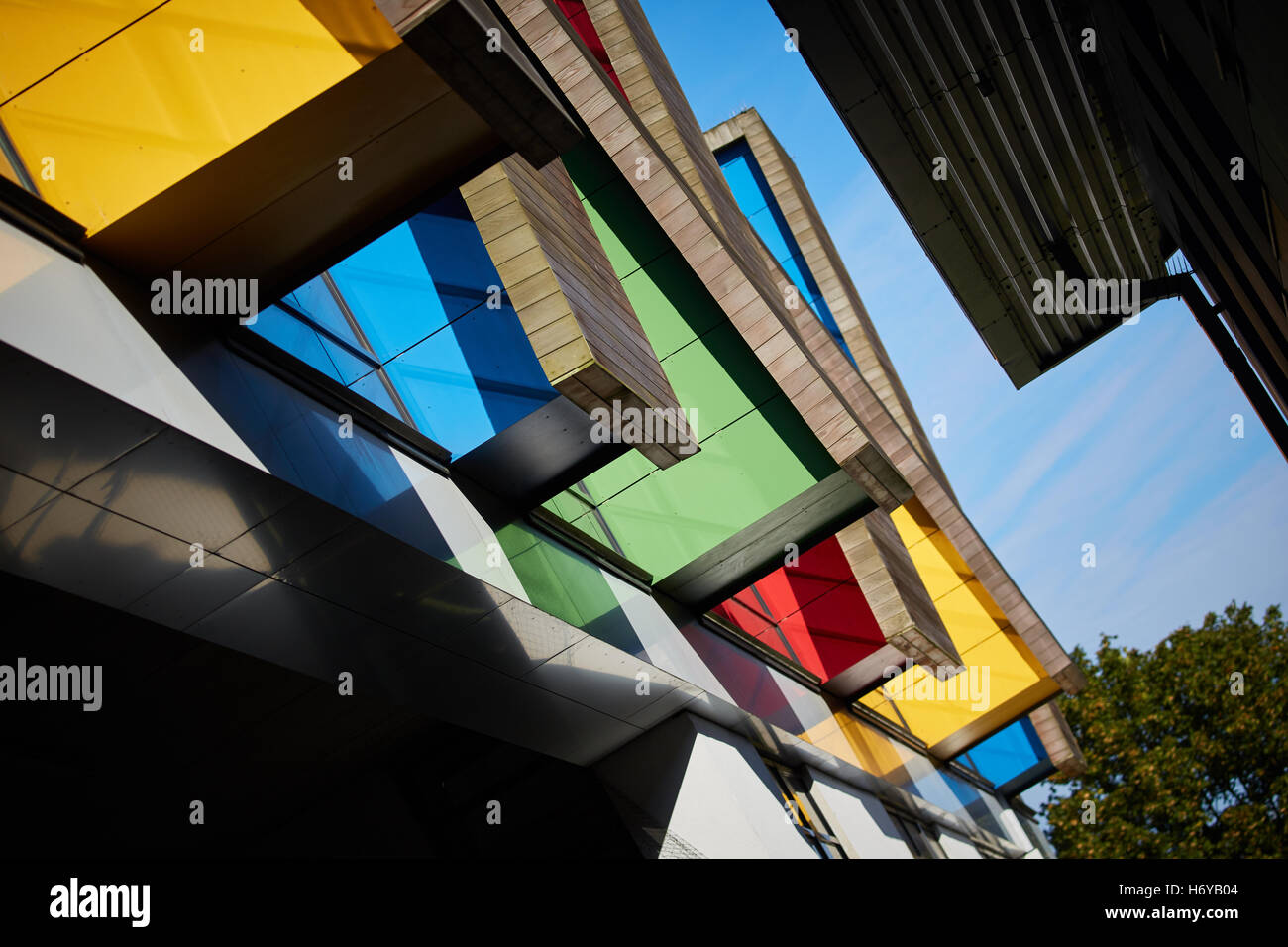 Moderne Bauplanung Architektur Bildung von PHOENIX ACADEMY School junge Mädchen Schule Studenten Vorlesungen Studium Furth Schule Stockfoto