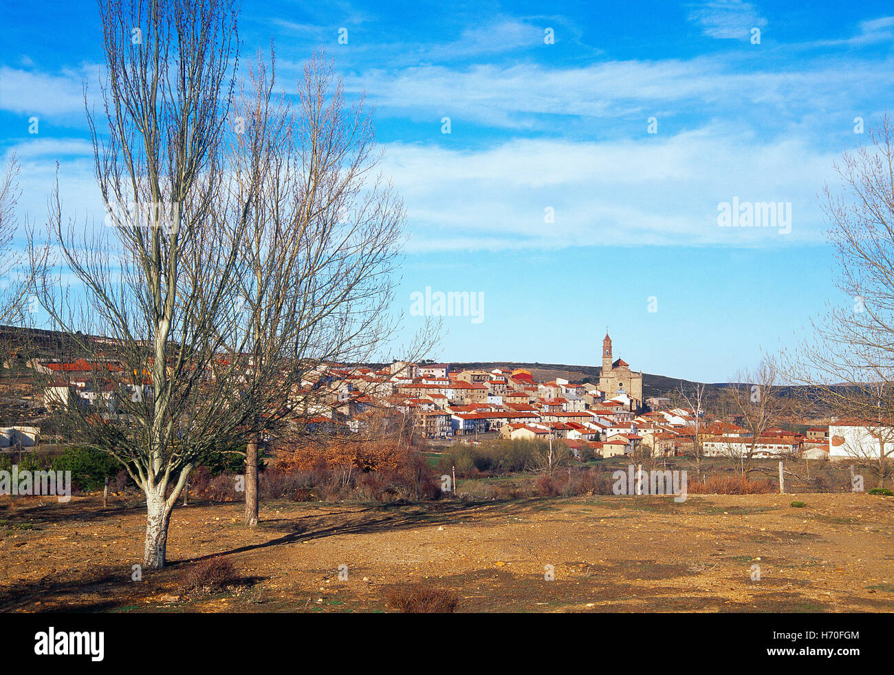 Übersicht. Orihuela del Tremedal, Provinz Teruel, Aragon, Spanien. Stockfoto