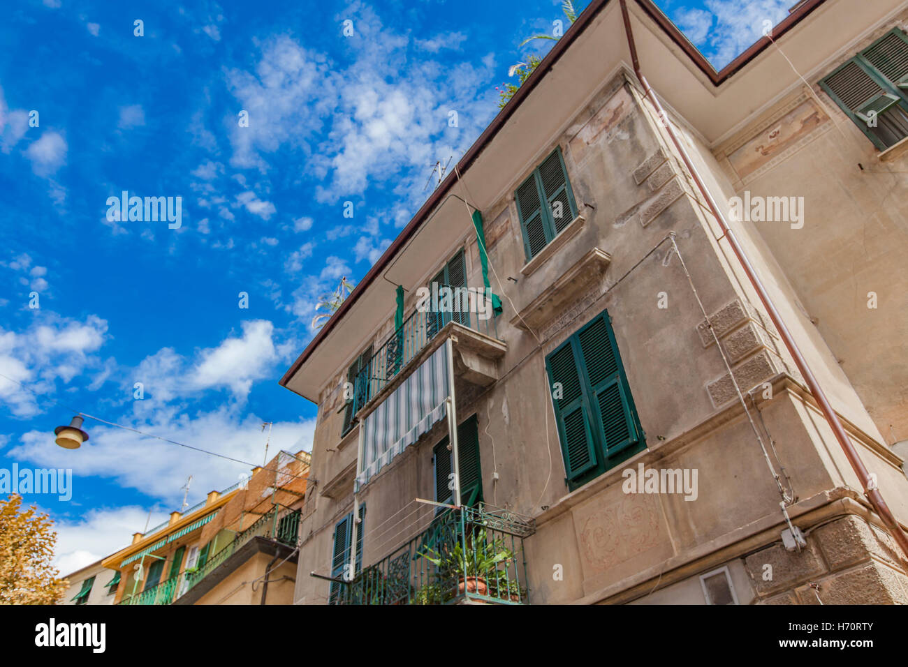 Häuser in der Straße von Monterosso al mare Stockfoto