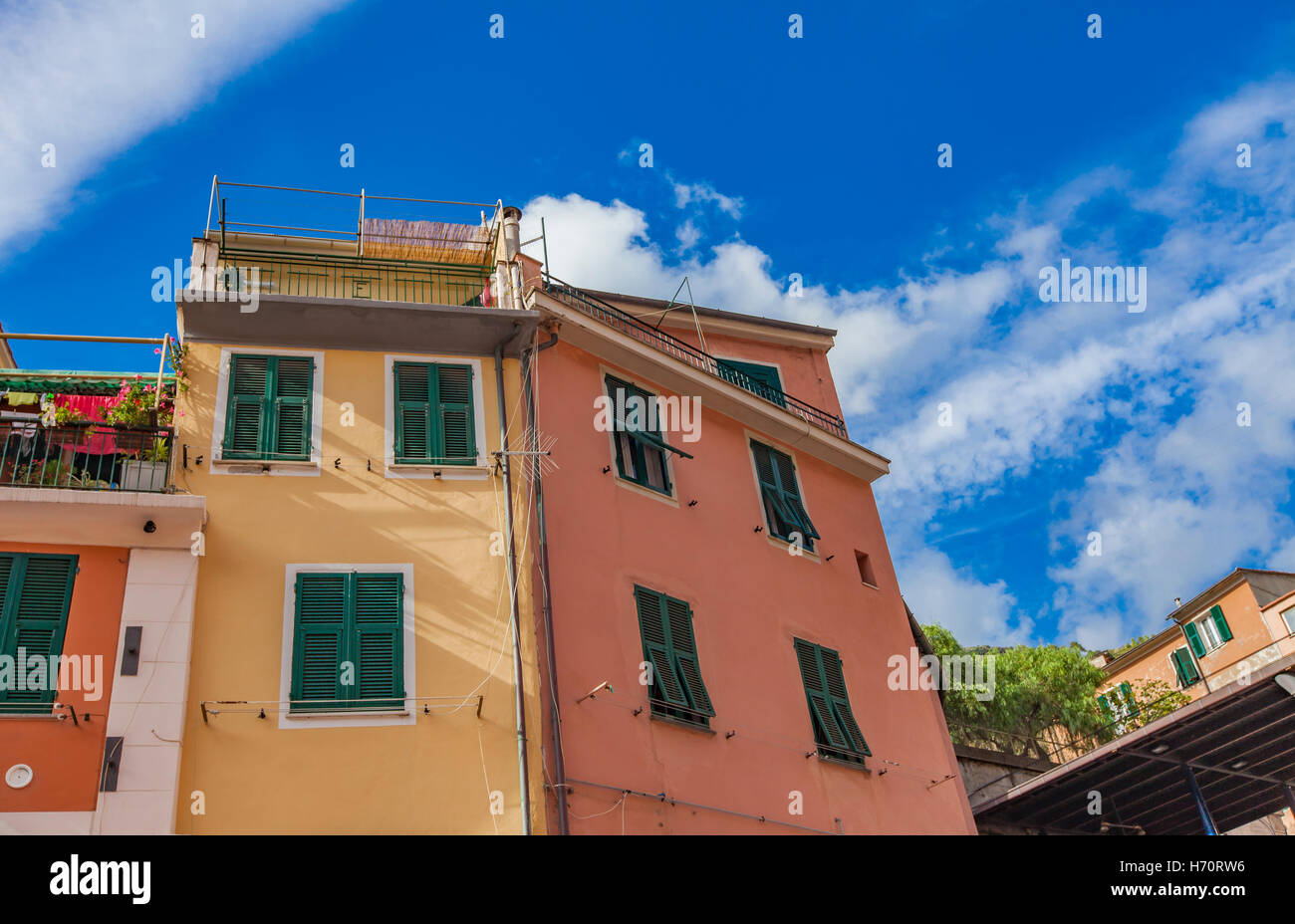 Häuser in der Straße von Vernazza in Cinque Terre, Italien Stockfoto