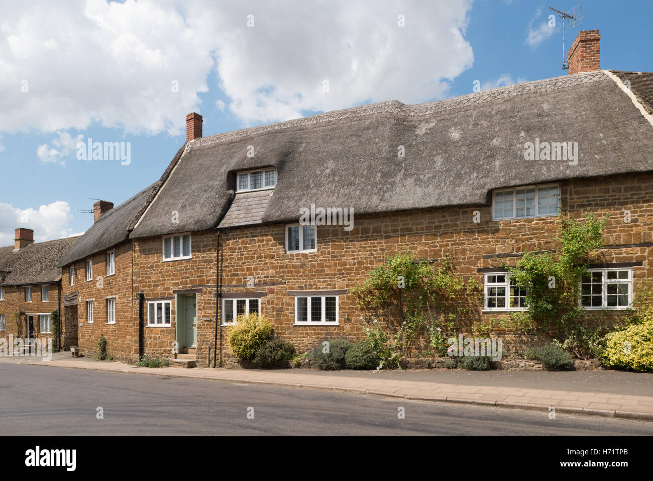 Wohn Häuser im Dorf Adderbury, North Oxfordshire, England, Vereinigtes Königreich Stockfoto
