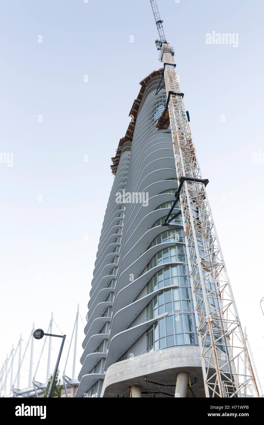 Vancouver, Kanada: Der zweite Turm des Projekts Rogers Arena Towers im Bau. Stockfoto