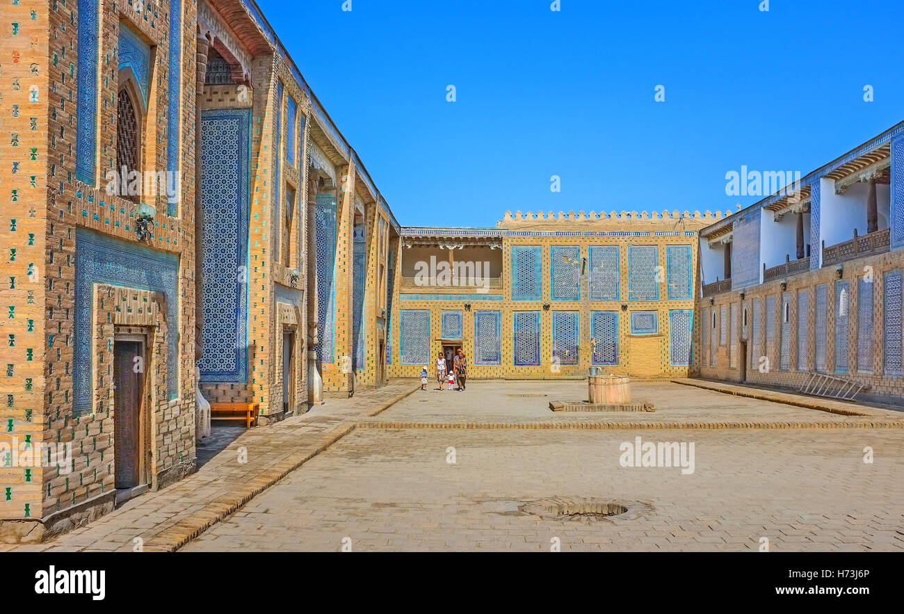 Der Harem Hof von Tosh Hovli (oder Tash Hauli) Palast, dekoriert mit