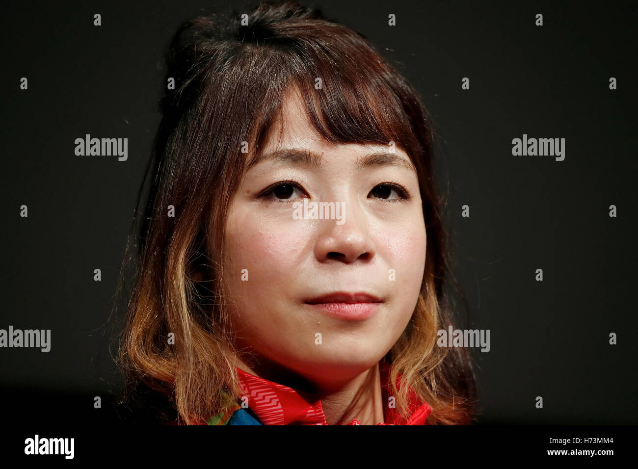 Olympischer Athlet Hiromi Miyake (Gewichtheber) besucht eine Talkshow für den Dokumentarfilm Tokyo Olympiade (digital restaurierte Version) bei EX-Theater Roppongi auf 2. November 2016, Tokio, Japan. Gedreht von Regisseur Kon Ichikawa (1915-2008) fängt der Dokumentarfilm die emotionalen Momente der Athleten während der Olympischen Spiele in Tokio im Jahr 1964. Das Screening ist Teil des 29. Tokyo International Film Festival ist eines der größten Filmfestivals in Asien von 25 Oktober bis 3 November laufen. (Foto von Rodrigo Reyes Marin/AFLO) Stockfoto