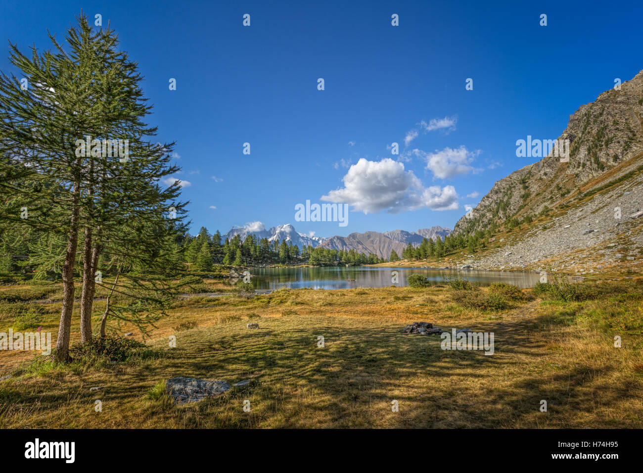 See Arpy - Lago d'Arpy, Aosta-Tal, Italienische Alpen Stockfoto