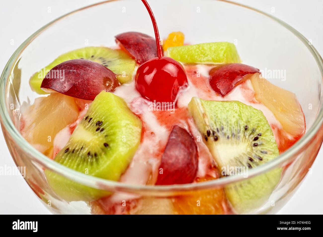 Schließen Sie Glas Kelch Becher Tasse essen Nahrungsmittel Makro Nahaufnahme Makro Eintritt nah oben Blick süß isoliert Farbe Closeup weich Stockfoto