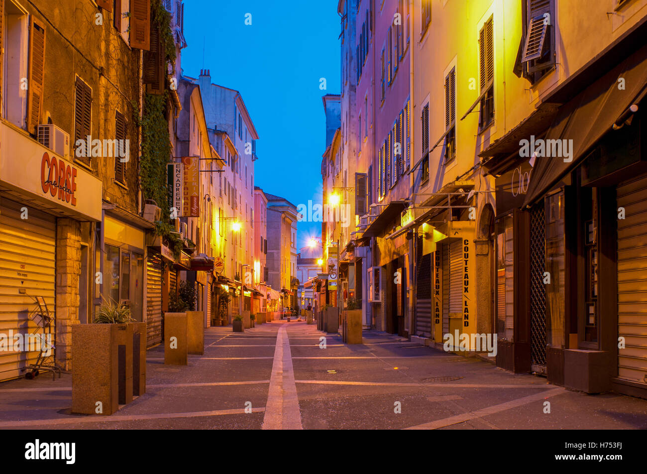 Ajaccio einkaufsstraße -Fotos und -Bildmaterial in hoher Auflösung – Alamy