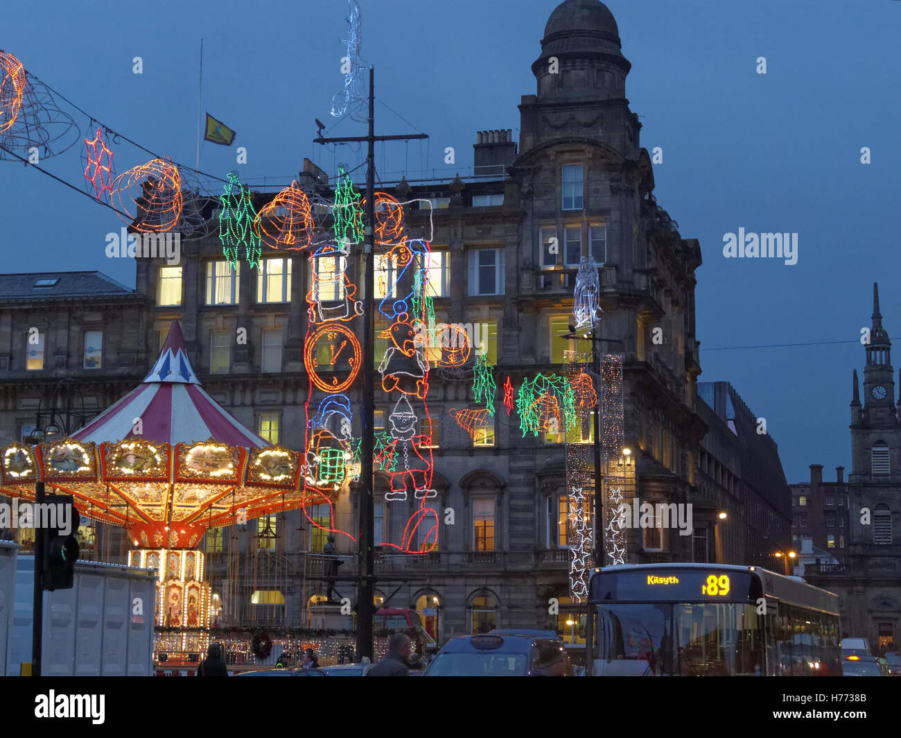 Glasgow liebt Weihnachten feier George Square leuchten Eislaufen party Dekorationen glasgow Weihnachtsmarkt Stockfoto