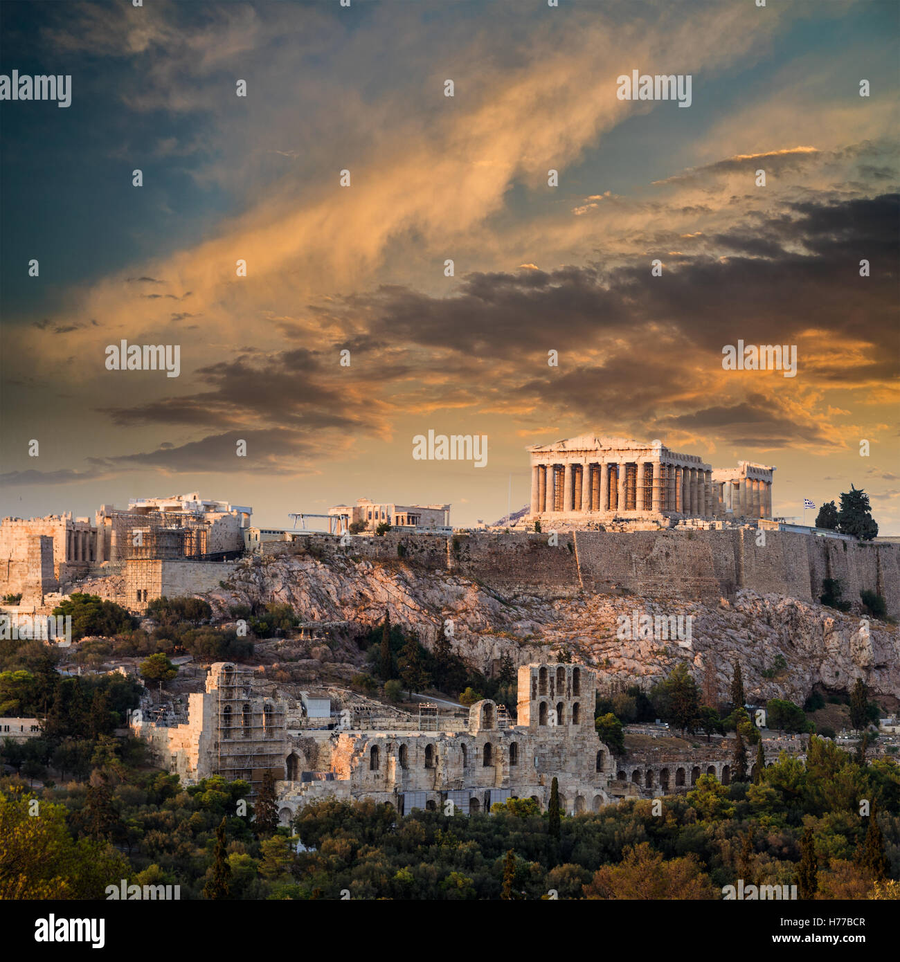 Parthenon-Tempels auf der Athener Akropolis bei Sonnenuntergang, Athen, Griechenland Stockfoto