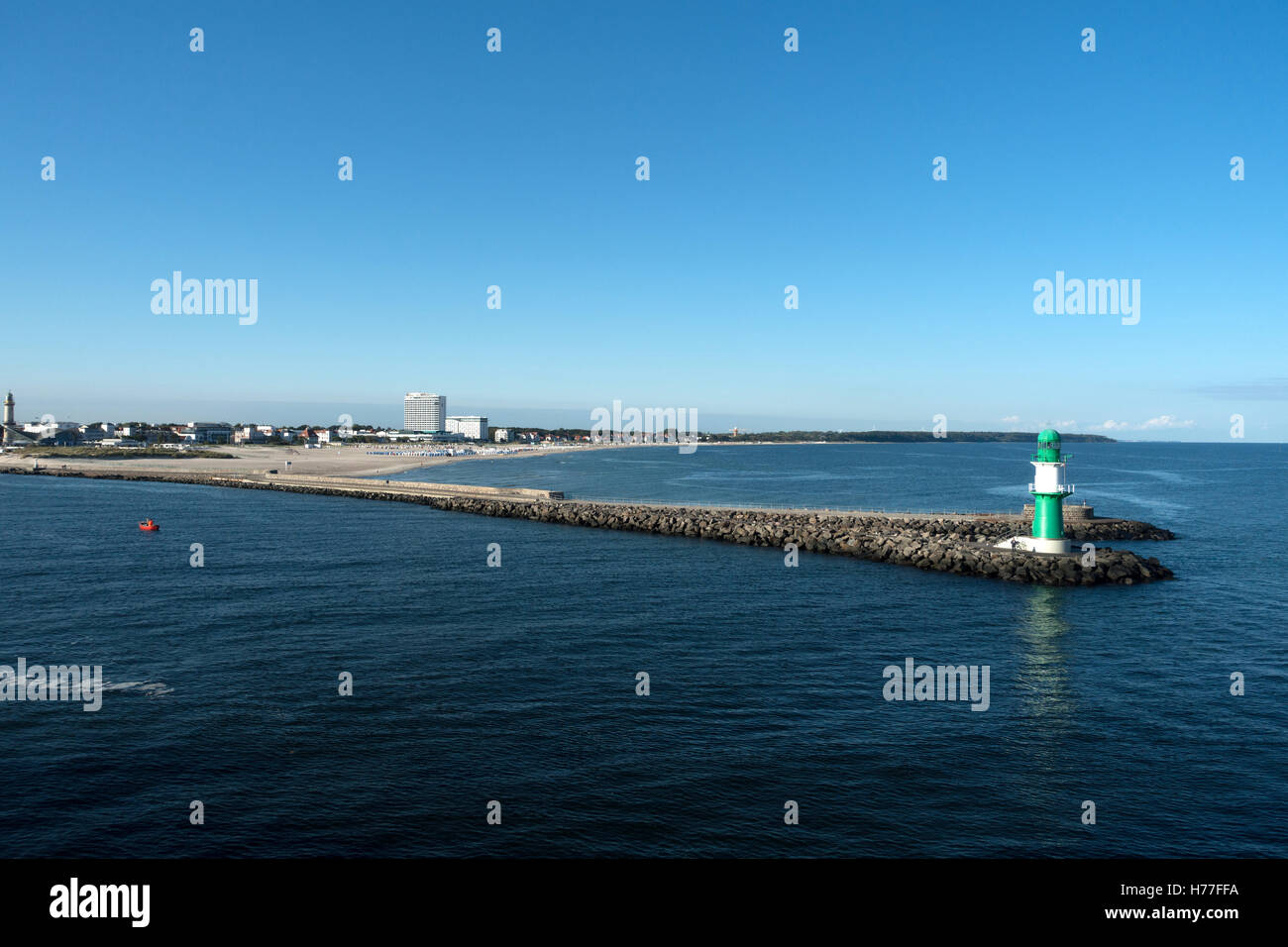 Blick von der Fähre im Hafen von Warnemünde, Mecklenburg-West Pomerania, Deutschland Stockfoto