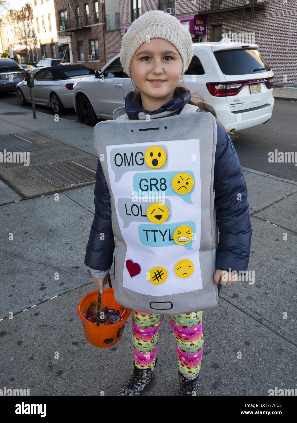 Halloween in Bensonhurst Abschnitt von Brooklyn, New York, 2016. Stockfoto