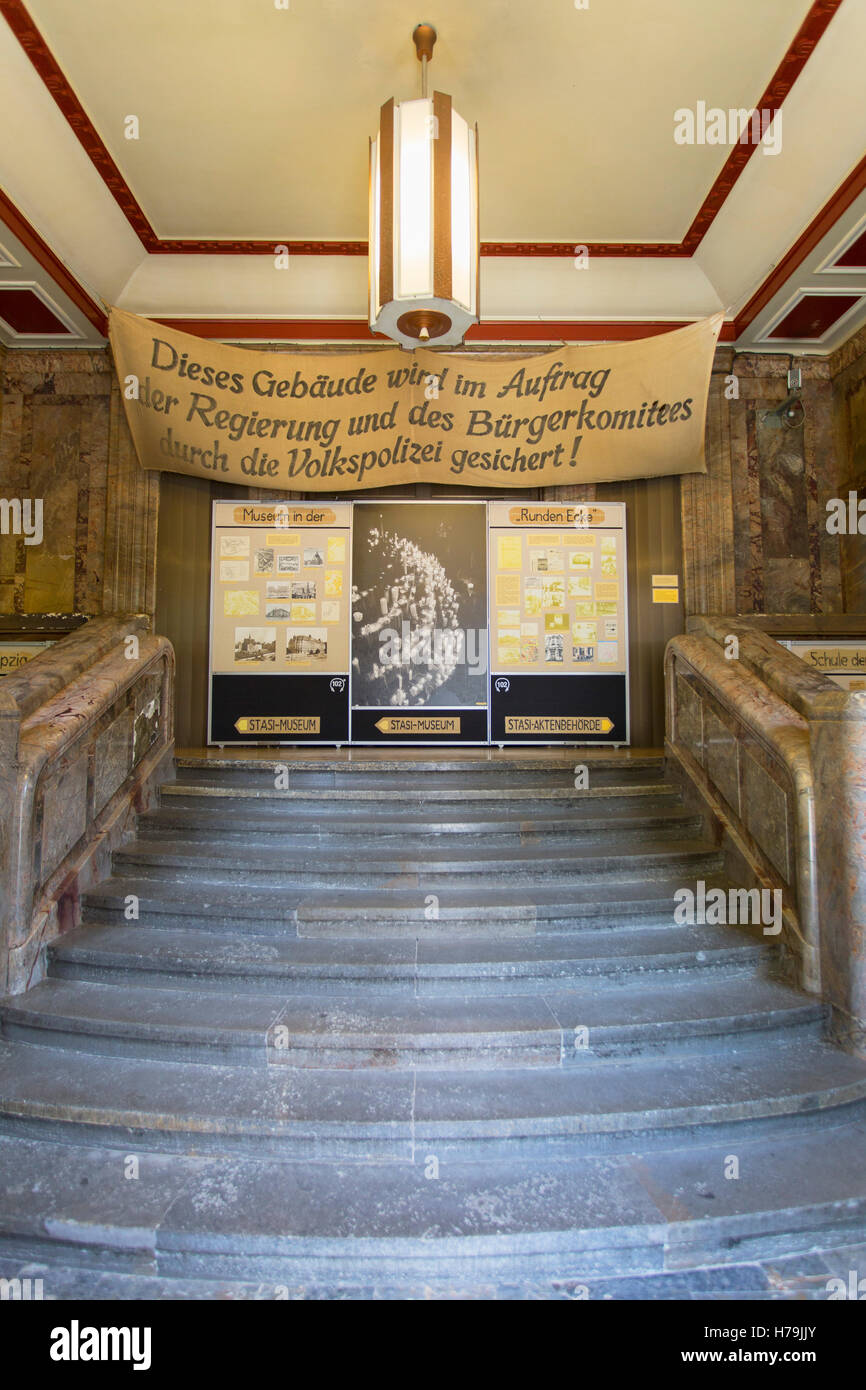 Runde Ecke (ehemaliges Hauptquartier des Ministeriums für Staatssicherheit), Leipzig, Sachsen, Deutschland Stockfoto Runde Ecke (ehemaliges Hauptquartier des Ministeriums für Staatssicherheit), Leipzig, Sachsen, Deutschland Stockfoto