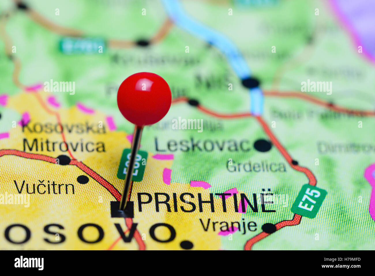 Pristina, fixiert auf einer Karte von Kosovo Stockfoto