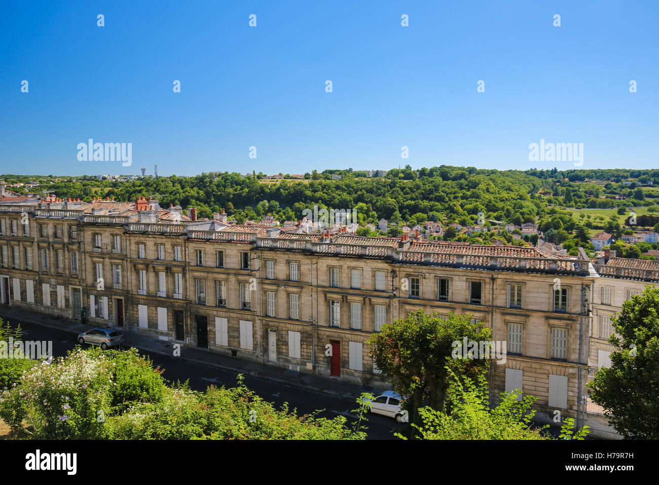 Blick auf der Charente aus dem 4. Jahrhundert Stadtmauer von Angouleme, Frankreich. Stockfoto