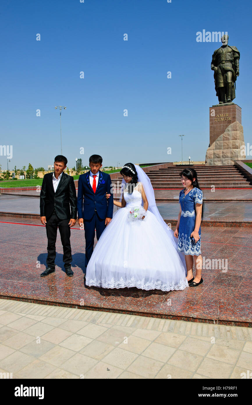 Shakhirisabz, weiße Schloss, Hochzeit, Brunnen, Gärten, Künstler Eindrücke, über Samakand auf M39 Süd, Usbekistan, Zentralasien Stockfoto