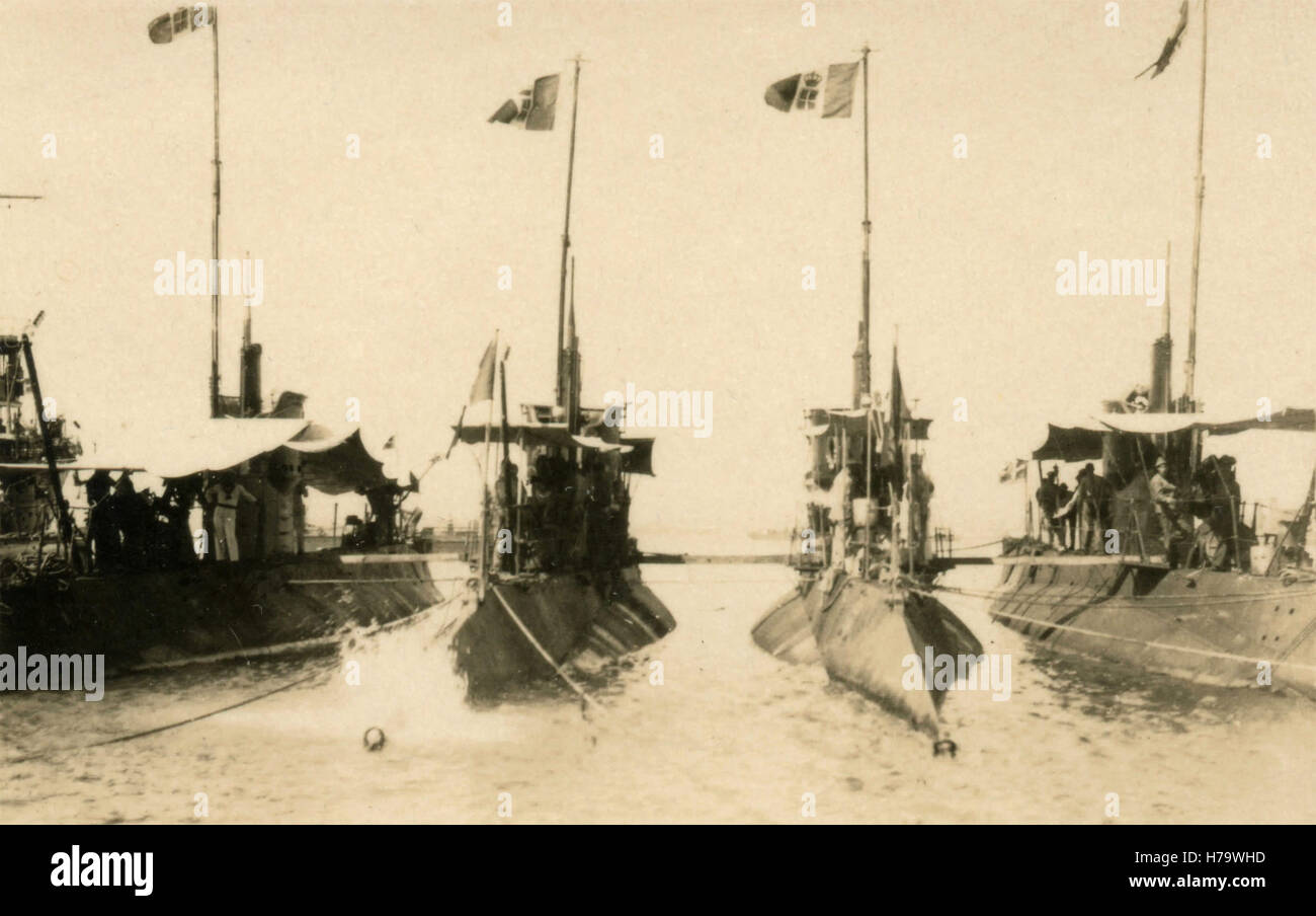 Königlichen italienischen Marine u-Boote angedockt Stockfoto