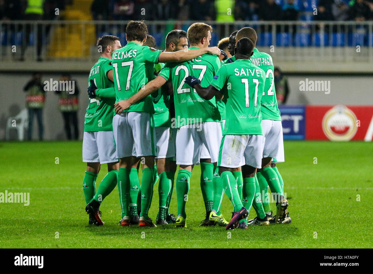 Baku, Aserbaidschan. 3. November 2016. Robert Beri? von Saint Etienne feiert das zweite Tor in der Europa League-Spiel zwischen FC Gebele und Saint Etienne 8km-Stadion in Baku. © Aziz Karimow/Pacific Press/Alamy Live-Nachrichten Stockfoto