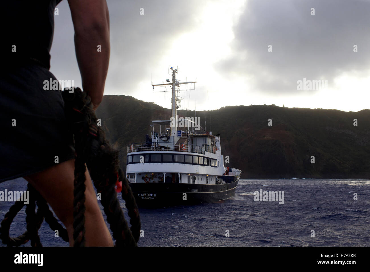 Pitcairn, Söhne von Meuterern! -07/06/2012 - Pitcairn / Pitcairn - Menschen, die Einschiffung auf die Claymore II verlassen Pitcairn Insel - Olivier Goujon / Le Pictorium Stockfoto