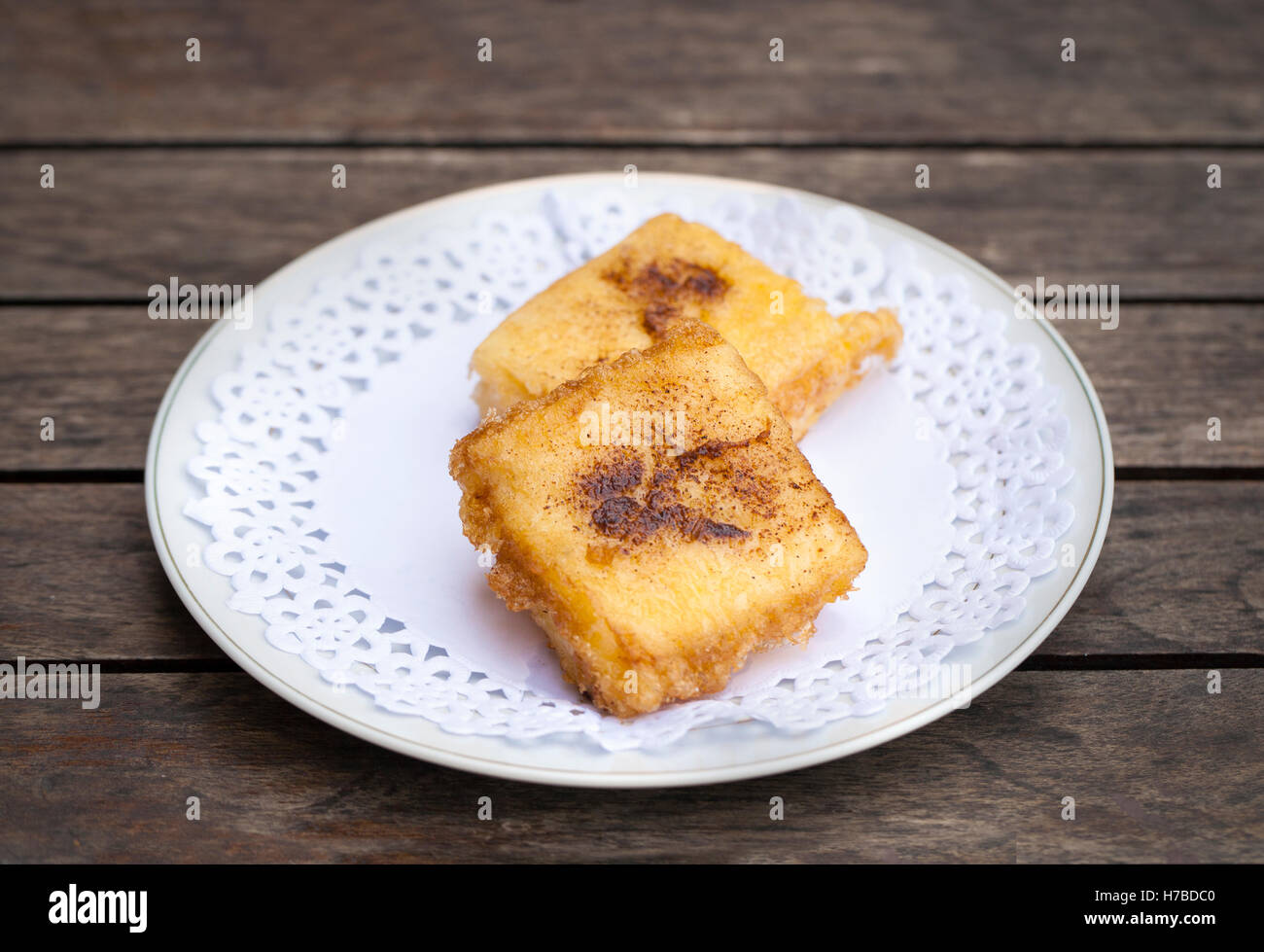 Torrijas, spanische Spezialität zu Ostern traditionell zubereitet. Ich Stockfoto