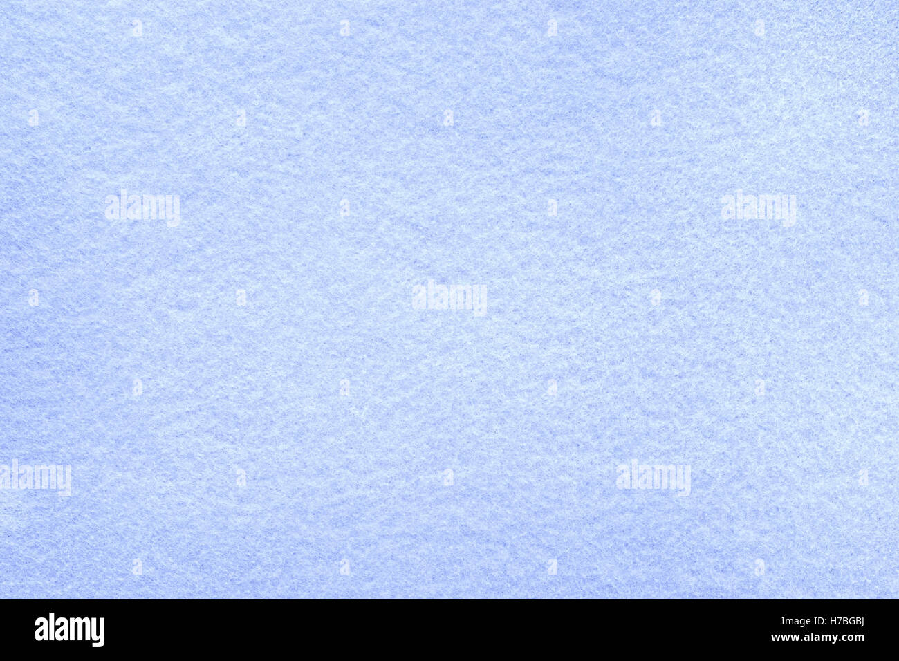 Gefrostet blau Filz hinterlegt. Schnee gefallen Faser Textur Stockfoto