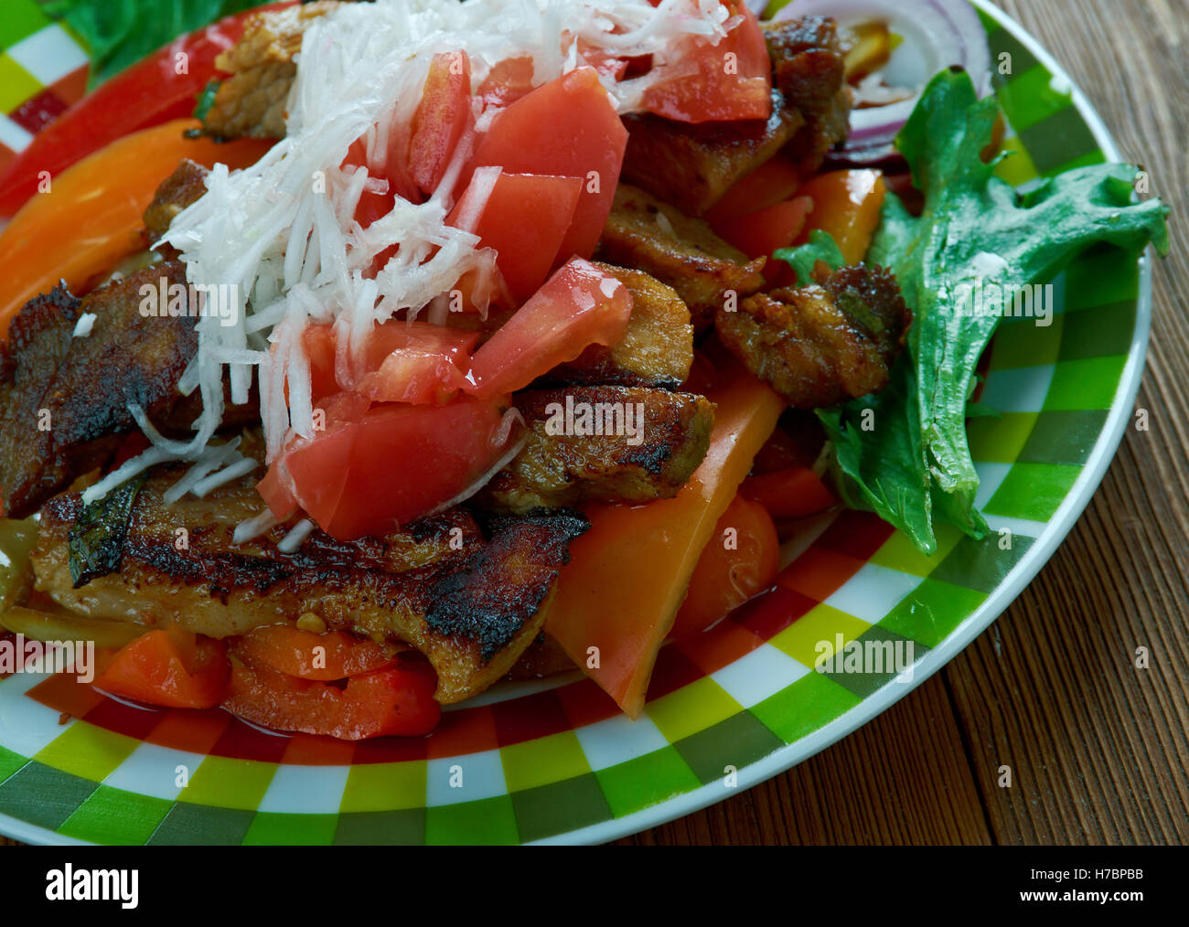 Puntas де Filete regionale mexikanisches Gericht ist Rinderfilet, y mit dem Einsatz von grünen Serrano Chili gemacht. Stockfoto