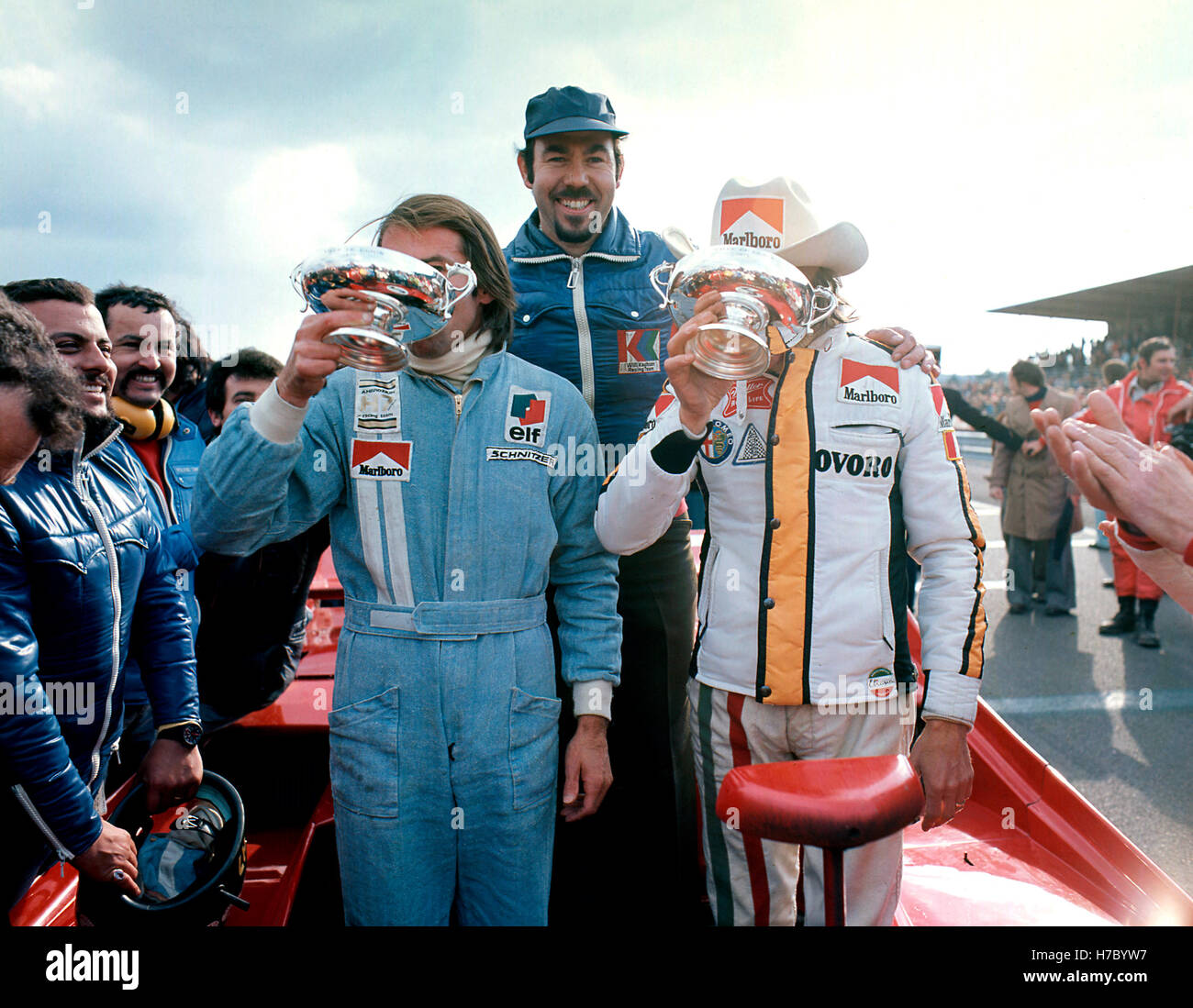 1975 DIJON 1000KMS Jacques Laffitte Französisch Willi KAUHSEN Deutsch Arturo MERZARIO ALF italienischen motor Racing Fahrer Sieger Stockfoto