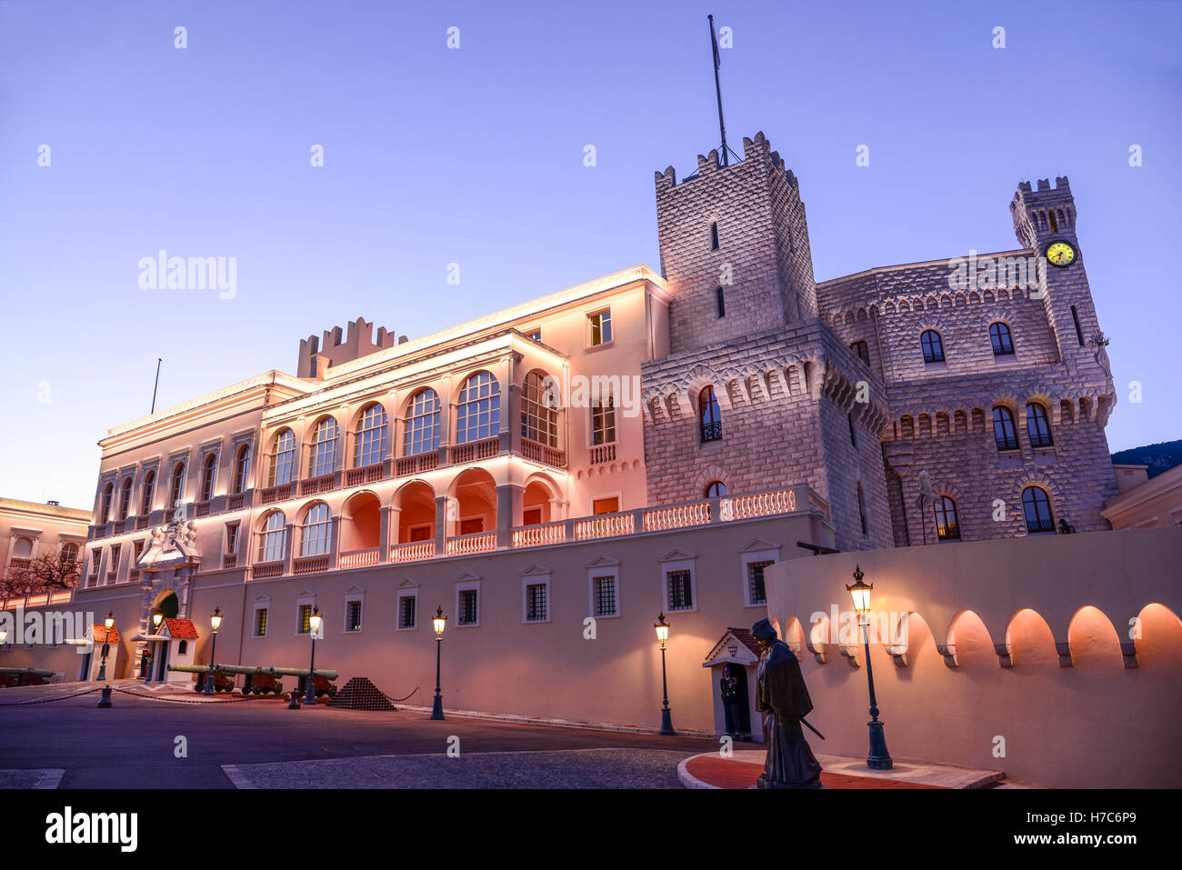 Der Prinz Palast von Monaco in der Nacht, Monaco Stockfoto
