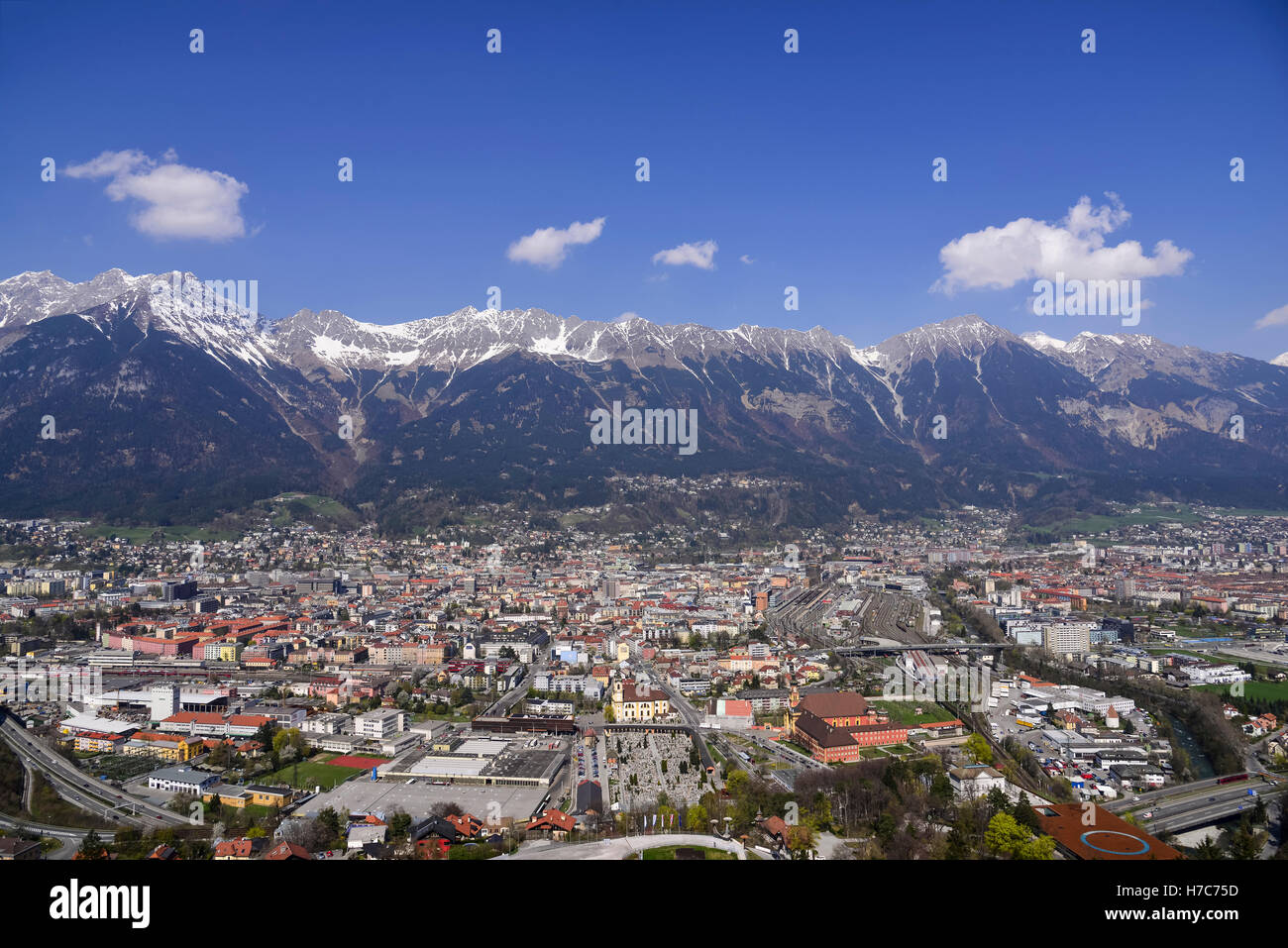 Schneebedeckten Alpen, Innsbruck, Österreich Stockfoto