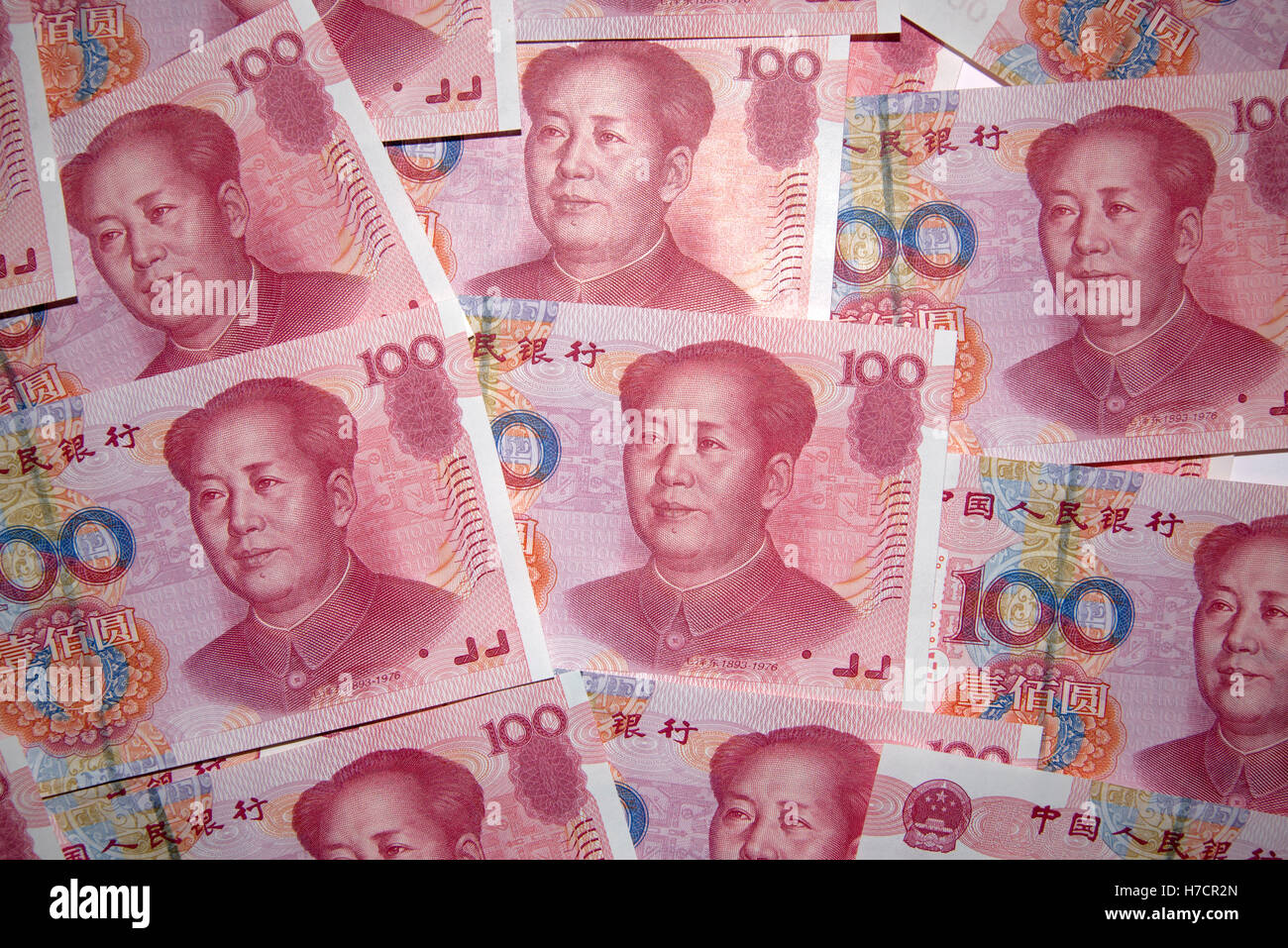China 100 Yuan Banknoten mit dem Konterfei des Vorsitzenden Mao Tse-tung. Stockfoto