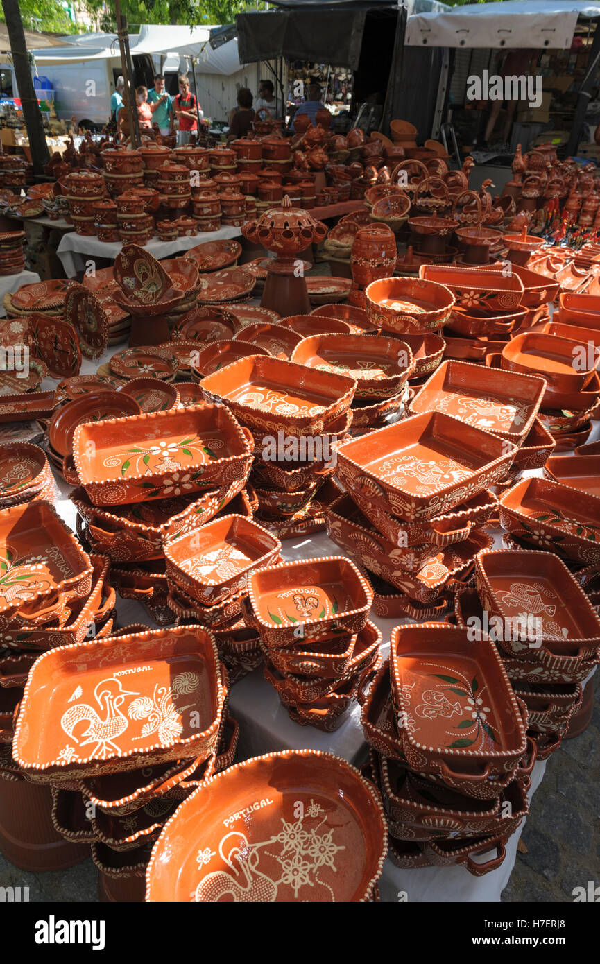 Pottery market barcelos Fotos und Bildmaterial in hoher Auflösung Alamy