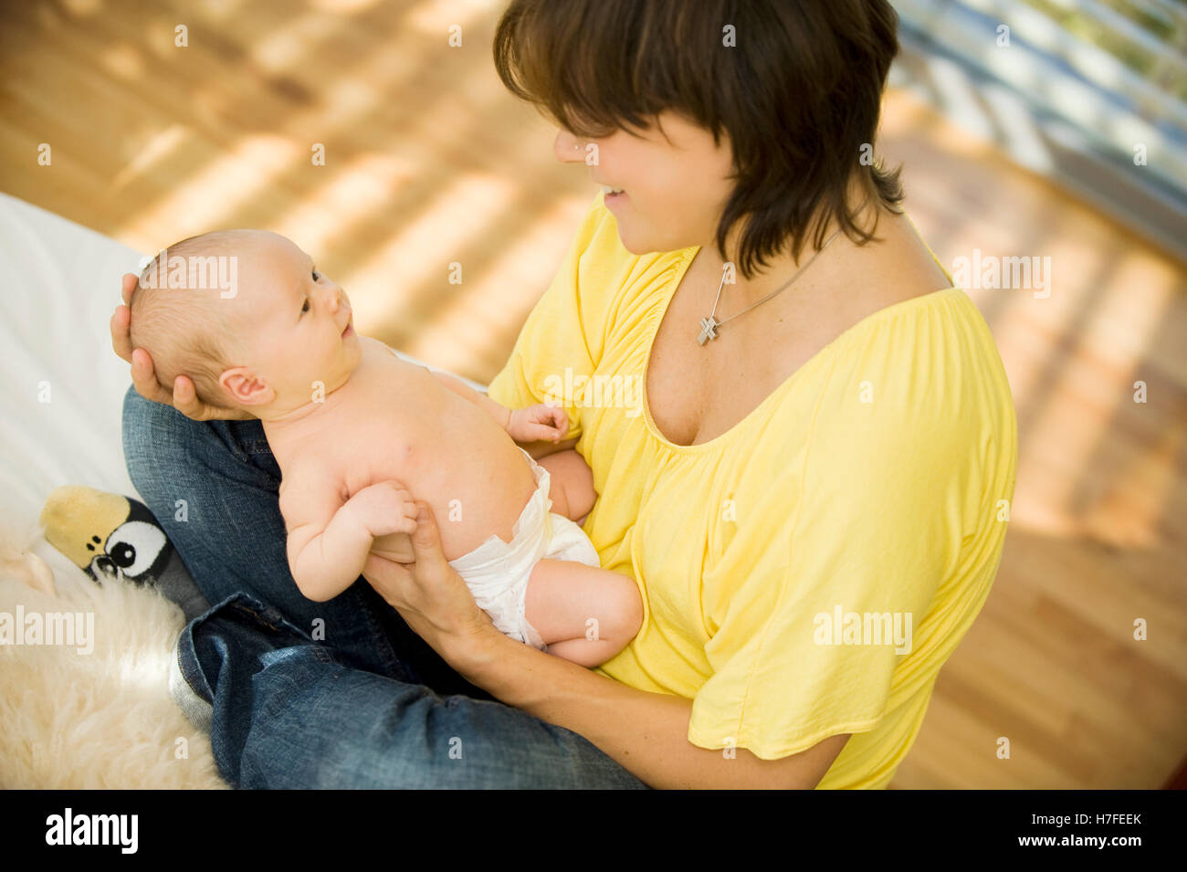 Mutter mit Baby, 1 Monat Stockfoto