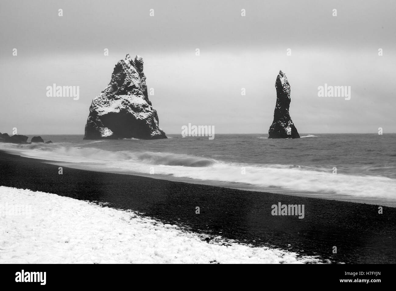 Malerische Aussicht auf Reynisfjara schwarzen Sandstrand Island Stockfoto