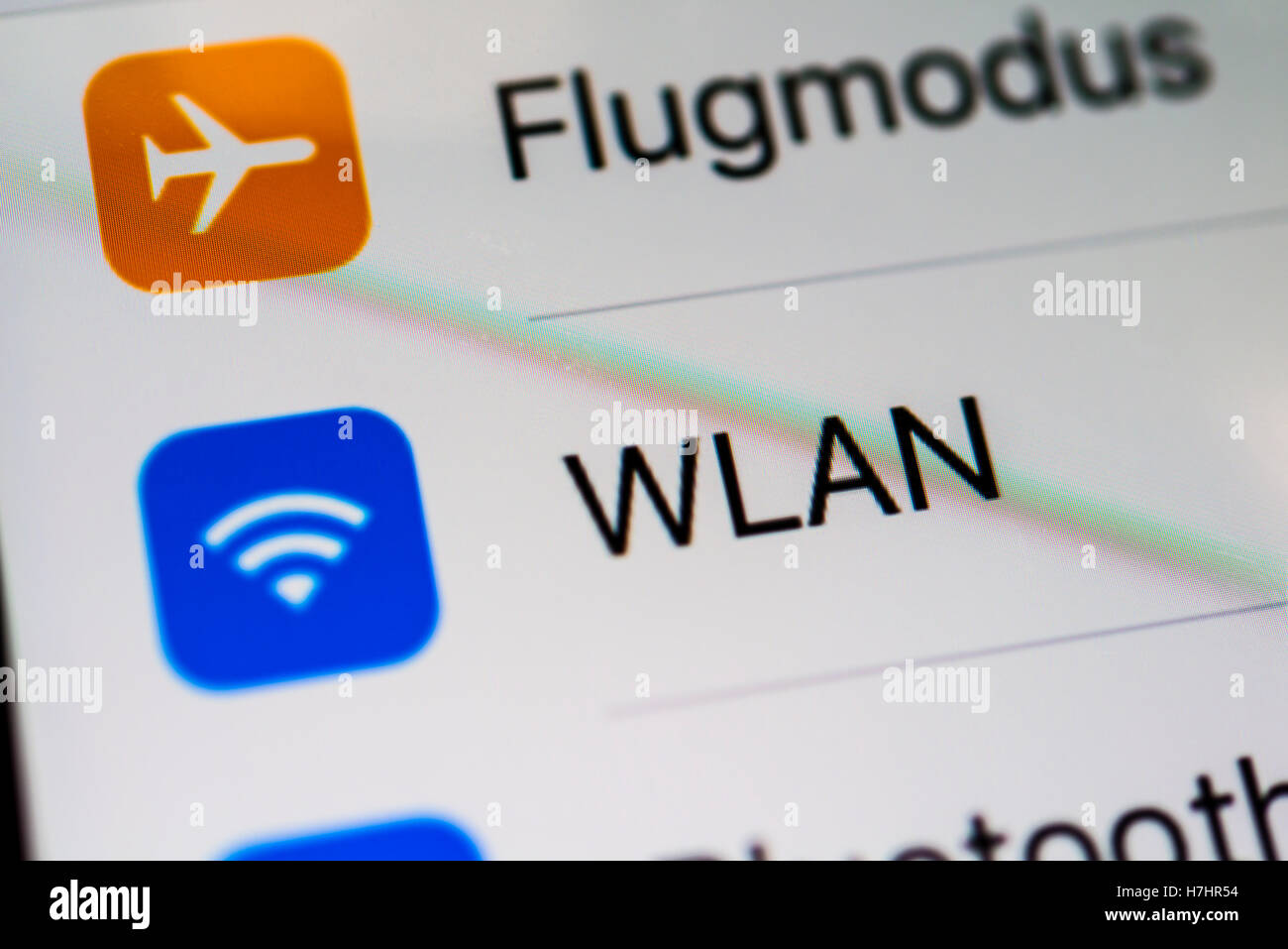 Airline-Modus und drahtlosen Netzwerk, Anzeige, Einstellungen auf einem Smartphonebildschirm Stockfoto